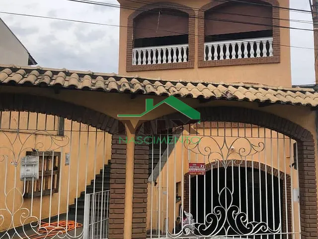 Sobrado com 450m² 3 quartos e 3 banheiros, à venda, no bairro Taboão em São Bernardo do Campo