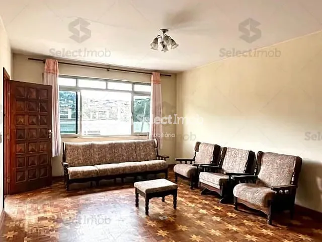 Sobrado com 250m² 3 quartos e 2 banheiros, à venda, no bairro Jardim Mauá em Mauá