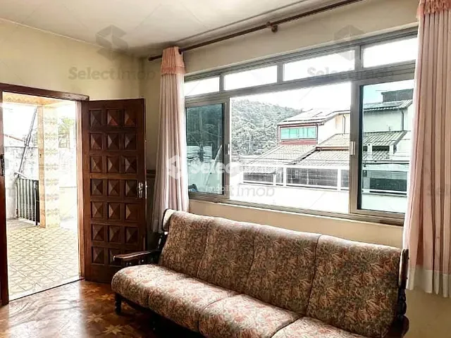 Sobrado com 250m² 3 quartos e 2 banheiros, à venda, no bairro Jardim Mauá em Mauá