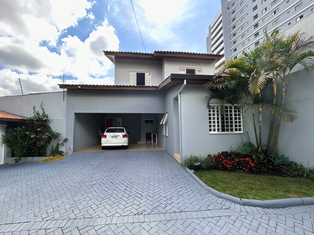 Sobrado Semimobiliado à Venda, 3 quartos sendo 1 suíte, Vaga de garagem, Condomínio Residencial Pinheiro, Bairro Estrela.
