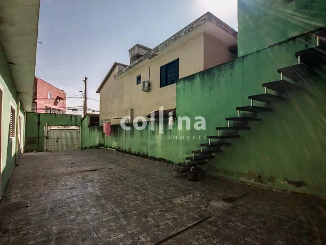 Sobrado com 250m² 4 quartos e 2 banheiros, à venda, no bairro Itaparica em Itapevi