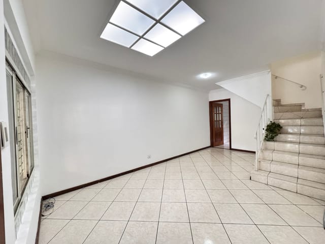 Foto do Sobrado - Sobrado para venda em Jaguaré com 4 quartos, sendo 1 suíte, 101m² | Lares e Andares Imóveis