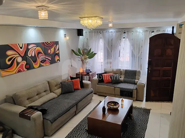 Sobrado com 262m² 3 quartos e 5 banheiros, à venda, no bairro Vila Mazzei em São Paulo
