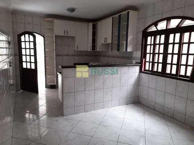 Sobrado com 150m² 3 quartos e 2 banheiros, à venda, no bairro Jardim Valparaíba em São José dos Campos