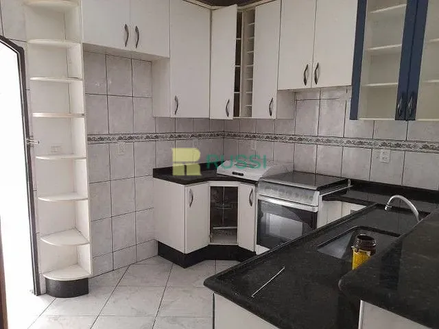 Sobrado com 150m² 3 quartos e 2 banheiros, à venda, no bairro Jardim Valparaíba em São José dos Campos