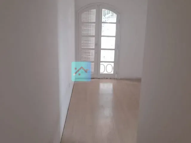 Sobrado para alugar, no bairro Jardim Augusta em São José dos Campos