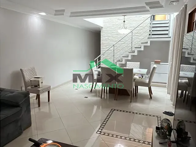 Sobrado com 150m² 3 quartos e 2 banheiros, à venda, no bairro Taboão em São Bernardo do Campo