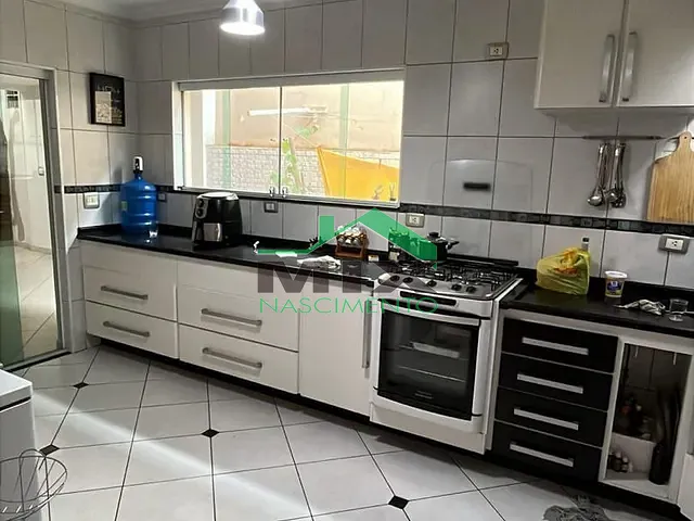 Sobrado com 150m² 3 quartos e 2 banheiros, à venda, no bairro Taboão em São Bernardo do Campo