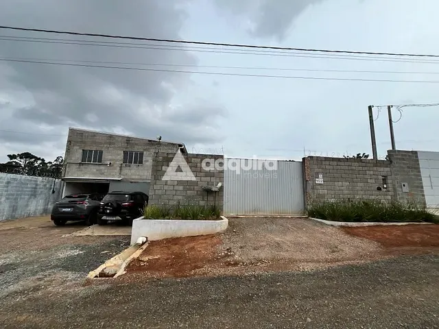 Sobrado 3 quartos e 4 banheiros, à venda, no bairro Contorno em Ponta Grossa