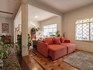 Foto do Sobrado-Sobrado para venda em Sumaré com 4 quartos, sendo 2 suítes, 253m²