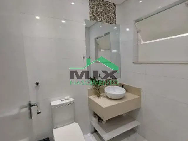 Sobrado com 200m² 3 quartos e 4 banheiros, à venda, no bairro Taboão em São Bernardo do Campo