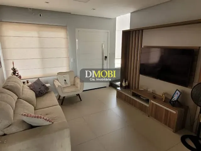 Sobrado com 135m² 2 quartos e 2 banheiros, à venda, no bairro Jansen em Gravataí