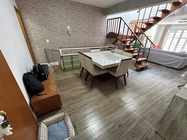 Sobrado com 243m² 3 quartos e 5 banheiros, à venda, no bairro Vila Mariana em São Paulo