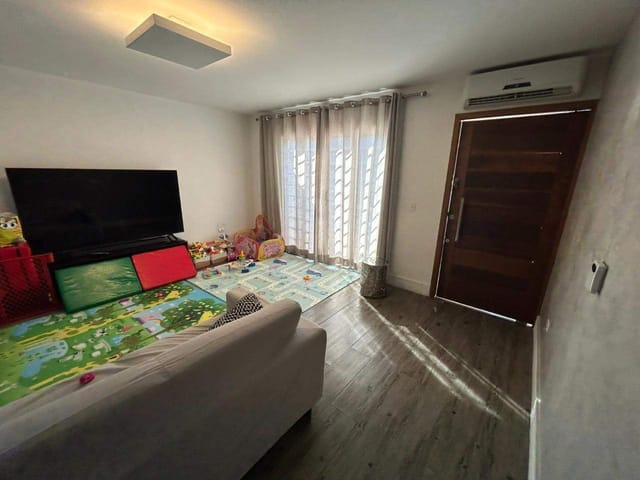 Sobrado com 243m² 3 quartos e 5 banheiros, à venda, no bairro Vila Mariana em São Paulo