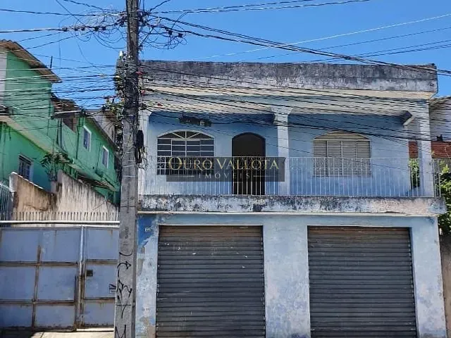 Sobrado com 250m² 3 quartos e 2 banheiros, à venda, no bairro Jardim Nova Esperança em Francisco Morato