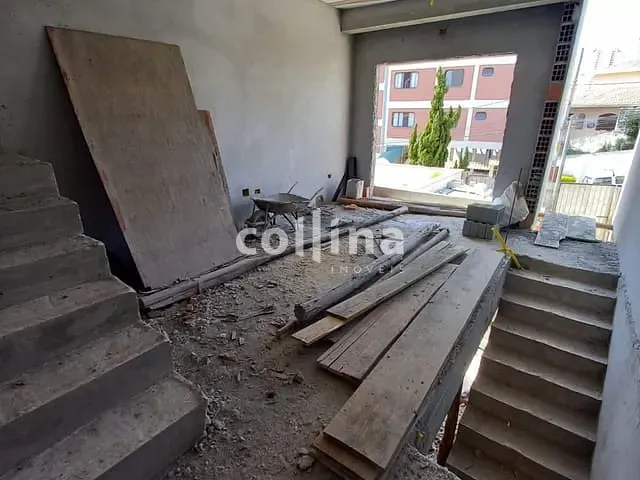 Sobrado com 162m² 3 quartos e 2 banheiros, à venda, no bairro Umuarama em Osasco