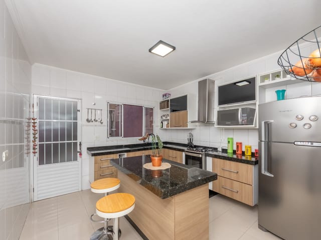 Foto do Sobrado - Sobrado para venda em Vila Portuguesa com 2 quartos, 76m² | Lares e Andares Imóveis