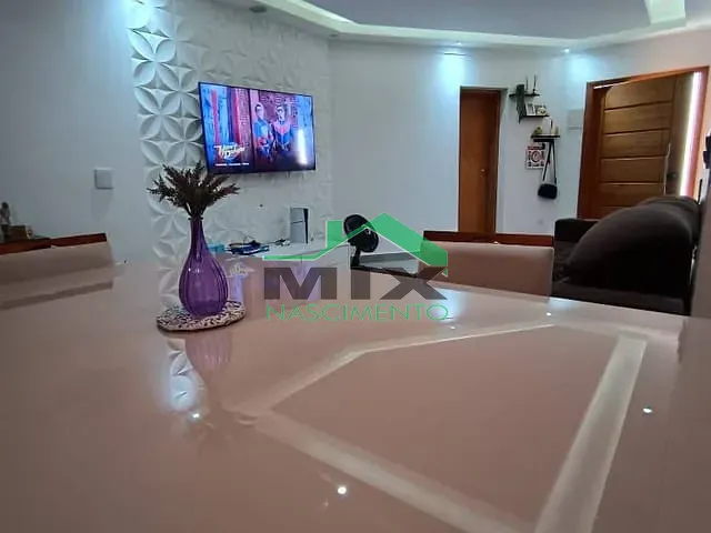 Sobrado com 135m² 2 quartos e 2 banheiros, para alugar, no bairro Taboão em Diadema