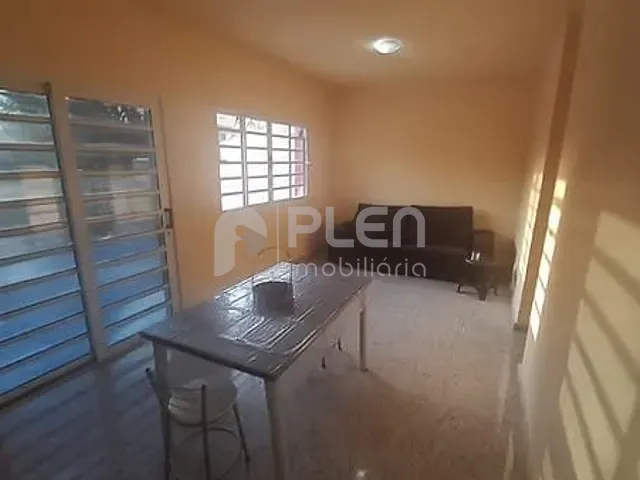 Sobrado 5 quartos e 5 banheiros, à venda ou para alugar, no bairro Jardim Vera Cruz em São Paulo