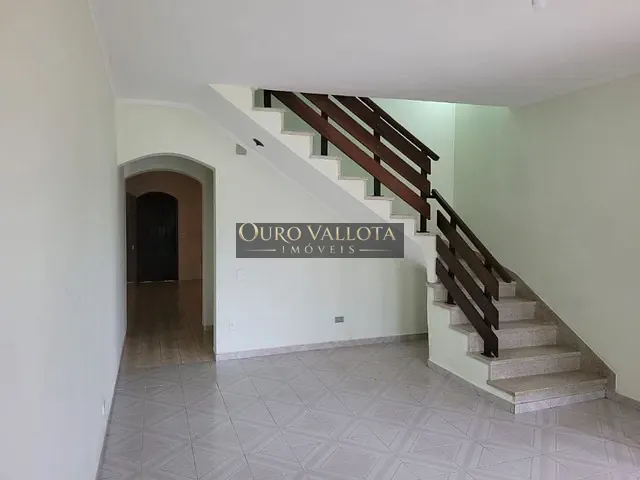 Sobrado com 180m² 3 quartos e 5 banheiros, à venda, no bairro Parque São Lucas em São Paulo