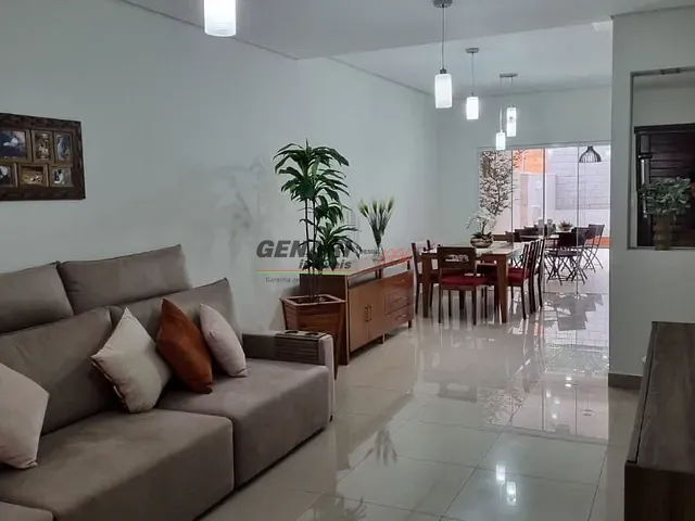Sobrado com 188m² 3 quartos e 4 banheiros, à venda, no bairro Jardim Panorama em Indaiatuba