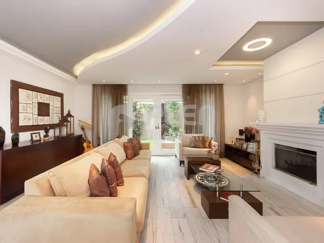 Sobrado com 290m² 3 quartos e 5 banheiros, à venda, no bairro Campo Belo em São Paulo