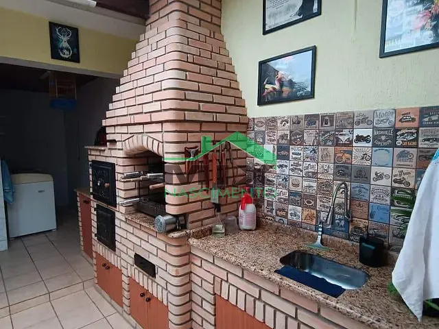 Sobrado com 200m² 4 quartos e 3 banheiros, à venda, no bairro Taboão em São Bernardo do Campo