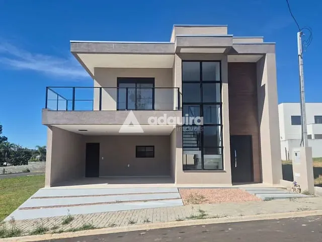 Sobrado com 200m² 3 quartos e 3 banheiros, à venda, no bairro Colônia Dona Luíza em Ponta Grossa