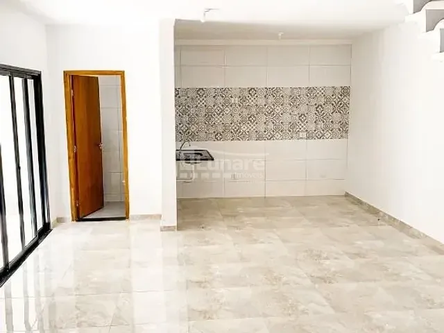 Sobrado 2 quartos e 2 banheiros, à venda, no bairro Vila São Paulo em Mogi das Cruzes