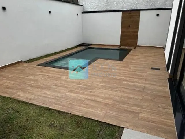 Sobrado com 250m² 4 quartos e 5 banheiros, à venda, no bairro Condomínio Residencial Mantiqueira em São José dos Campos