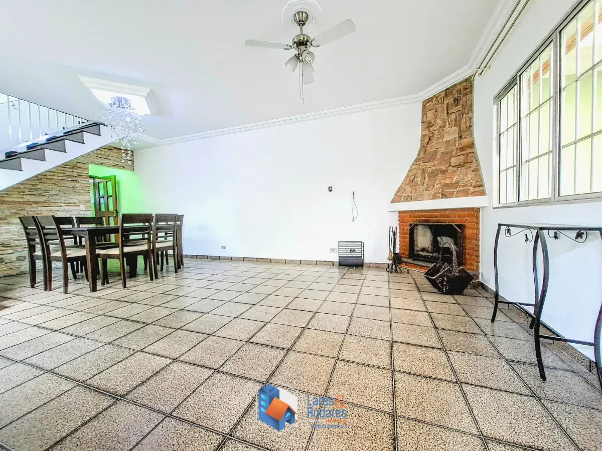 Sobrado, 3 quartos, 187 m² - Foto 2