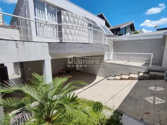 Sobrado com 260m² 4 quartos e 4 banheiros, à venda, no bairro Vila Nova Socorro em Mogi das Cruzes