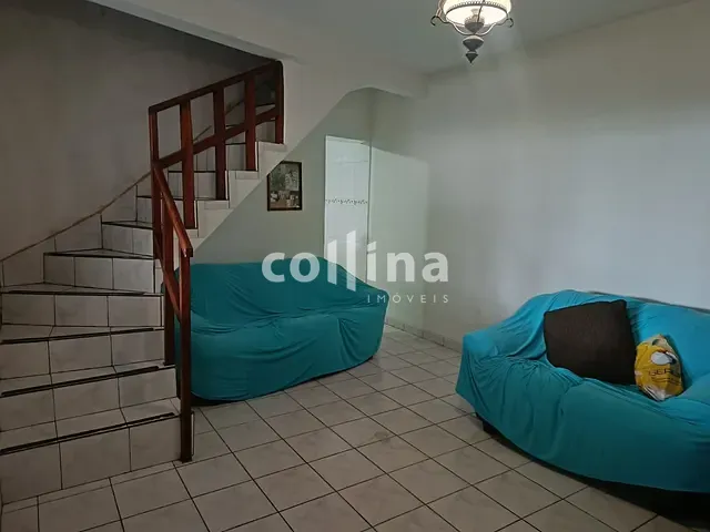 Sobrado com 128m² 2 quartos e 2 banheiros, à venda, no bairro Parque José Alex André em Carapicuíba