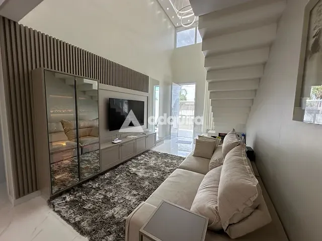 Sobrado com 156m² 3 quartos e 2 banheiros, à venda, no bairro Jardim Carvalho em Ponta Grossa