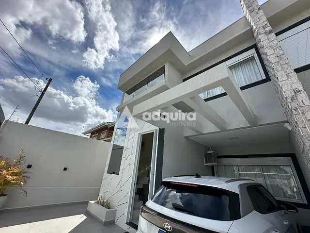 Sobrado com 156m² 3 quartos e 2 banheiros, à venda, no bairro Jardim Carvalho em Ponta Grossa