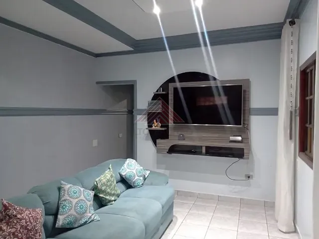 Sobrado com 125m² 4 quartos e 2 banheiros, à venda, no bairro Jardim Zaira em Mauá