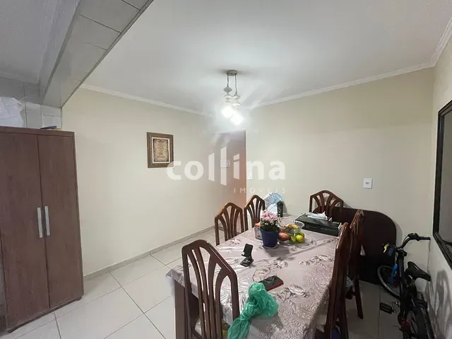 Sobrado com 125m² 4 quartos e 3 banheiros, à venda, no bairro Cidade das Flores em Osasco