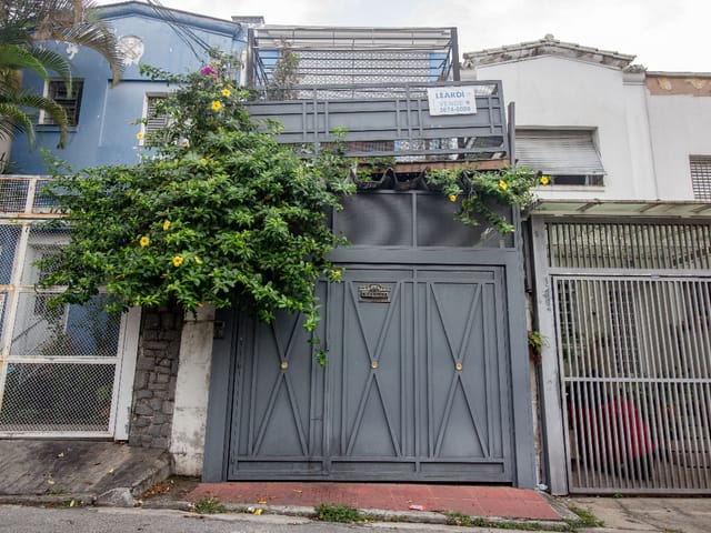 Foto do Sobrado - Sobrado para venda em Pompeia com 3 quartos, sendo 1 suíte, 115m² | Lares e Andares Imóveis