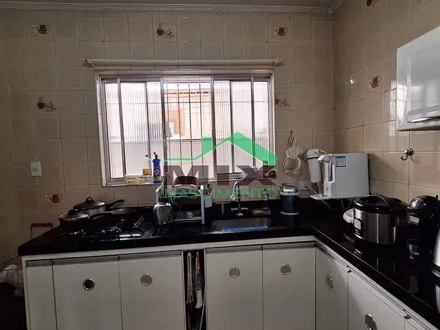 Sobrado com 182m² 3 quartos e 2 banheiros, à venda, no bairro Olímpico em São Caetano do Sul