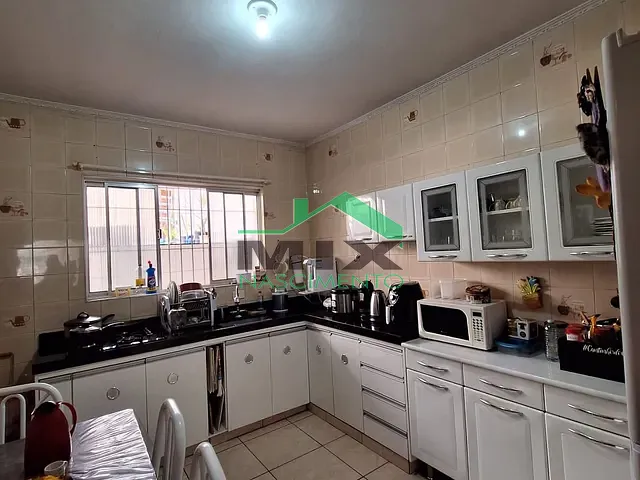 Sobrado com 182m² 3 quartos e 2 banheiros, à venda, no bairro Olímpico em São Caetano do Sul