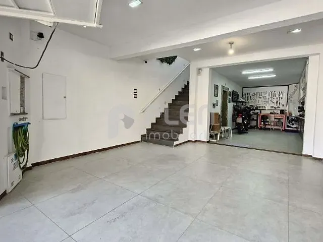 Sobrado 3 quartos e 3 banheiros, à venda, no bairro Vila Nivi em São Paulo