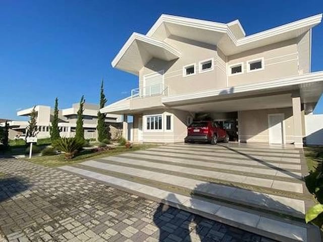 Foto do Sobrado - Sobrado com 4 dormitórios à venda, 366 m² por R$ 3.410.000,00 - Condomínio Reserva do Paratehy - São José dos Campos/SP | RUSSI IMÓVEIS