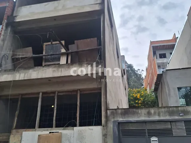 Sobrado com 125m² 2 quartos e 2 banheiros, à venda, no bairro Jardim Ana Estela em Carapicuíba