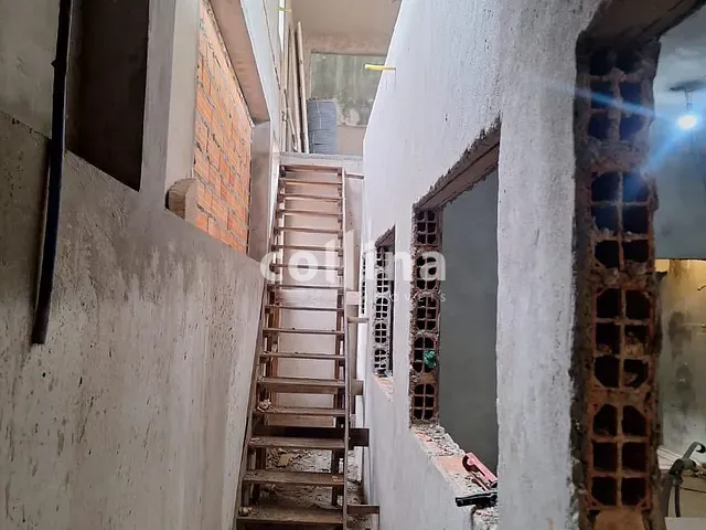 Sobrado com 125m² 2 quartos e 2 banheiros, à venda, no bairro Jardim Ana Estela em Carapicuíba