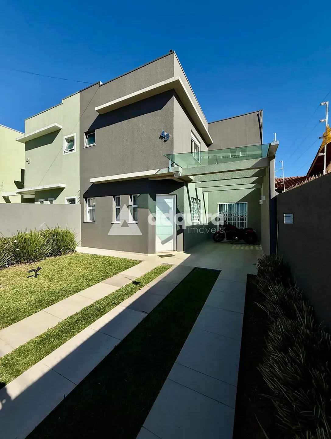 Sobrado, 3 quartos, 180 m² - Foto 1