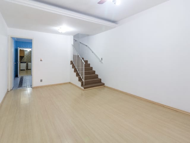 Foto do Sobrado - Sobrado para venda em Jardim Vera Cruz com 3 quartos, sendo 1 suíte, 130m² | Lares e Andares Imóveis