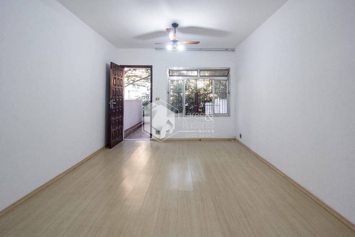 Sobrado à venda com 3 quartos, 130m² - Foto 1