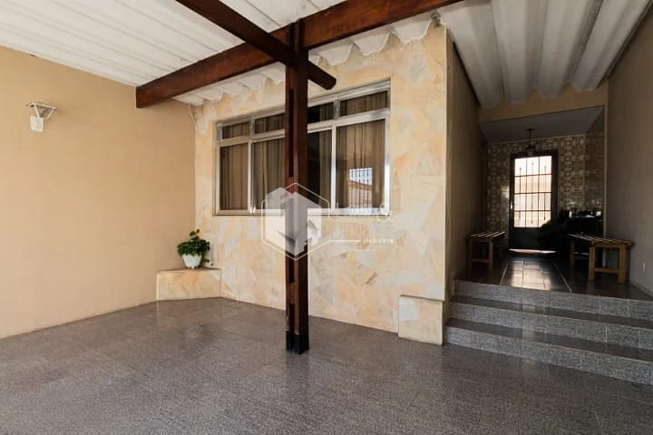 Sobrado à venda com 3 quartos, 144m² - Foto 1