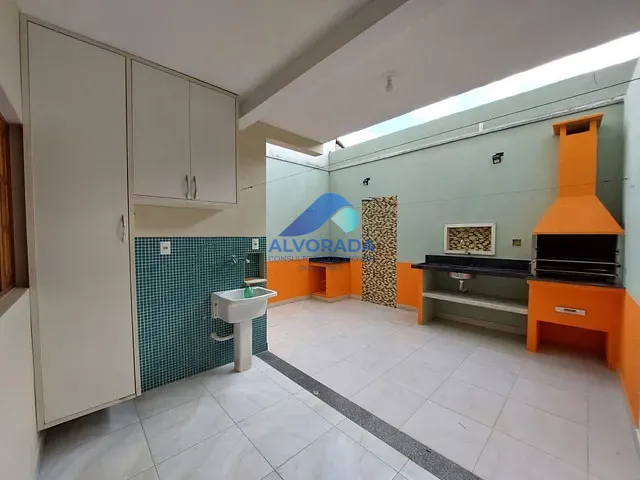 Sobrado com 125m² 3 quartos e 1 banheiro, para alugar, no bairro Jardim Alvorada em São José dos Campos