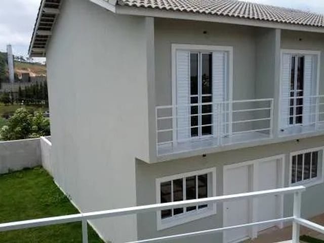 Sobrado com 59m² 2 quartos e 1 banheiro, à venda, no bairro Outeiro de Passárgada em Cotia